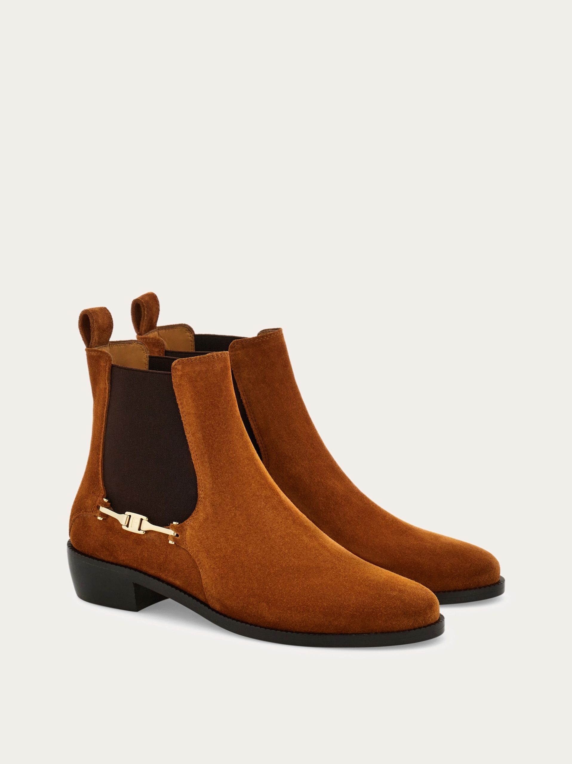 Ferragamo F buckle Chelsea boot - Image 7